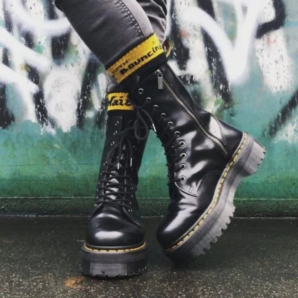 Dr Martens Jadon Hi 10-eye Smooth Leather Platform Boots sz 9 41 Women